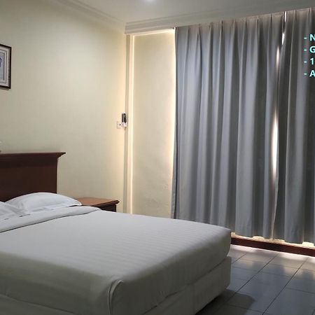 The Upper Deck Hotel Kudat Dış mekan fotoğraf