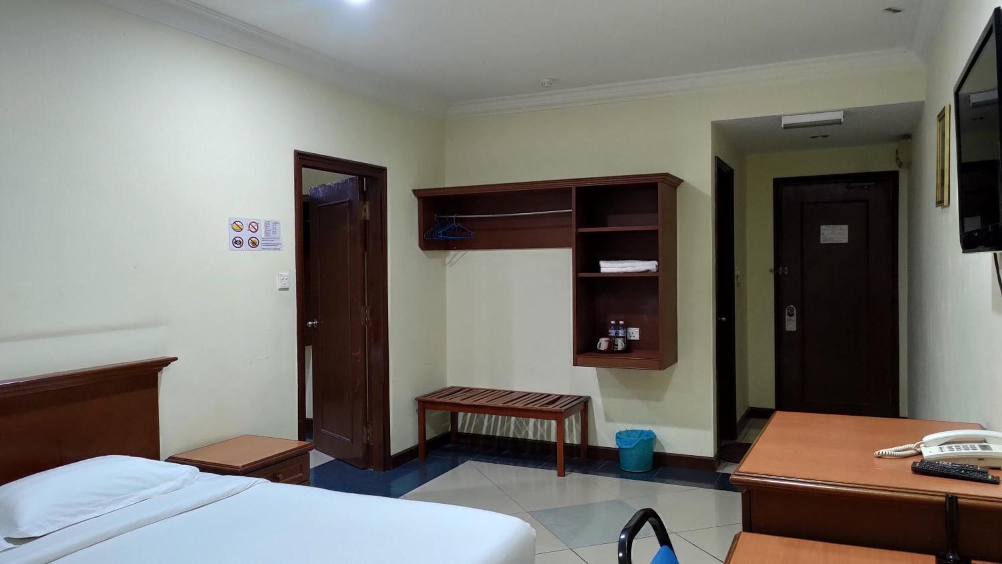 The Upper Deck Hotel Kudat Dış mekan fotoğraf